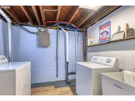 6814 N Wall Avenue Portland OR 97203