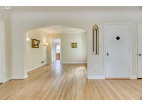 6814 N Wall Avenue Portland OR 97203