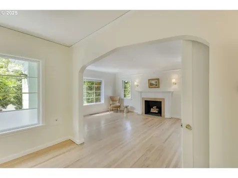 6814 N Wall Avenue Portland OR 97203