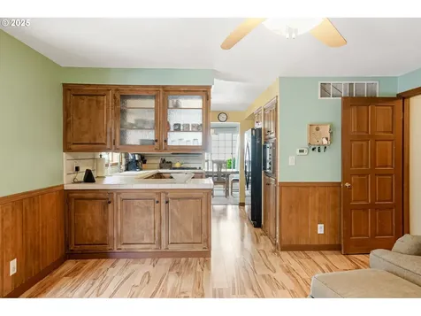 4588 Ward Drive NE Salem OR 97305