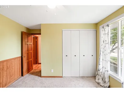 4588 Ward Drive NE Salem OR 97305