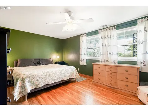 4588 Ward Drive NE Salem OR 97305