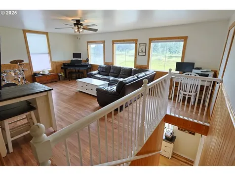 58894 Old Railroad Grade Road Coquille OR 97423