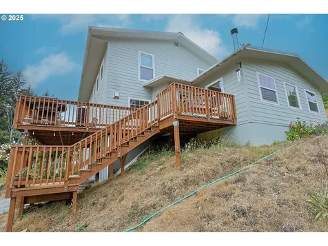 58894 Old Railroad Grade Road Coquille OR 97423
