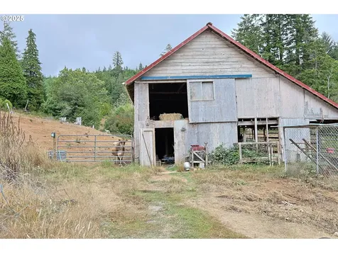 58894 Old Railroad Grade Road Coquille OR 97423