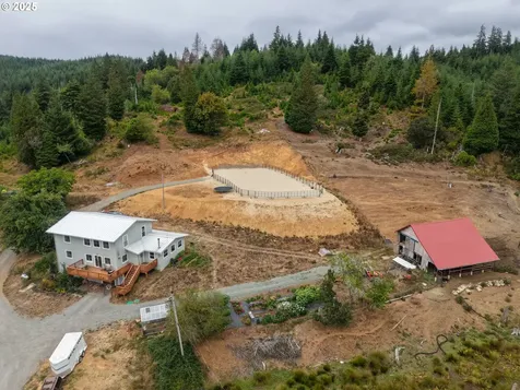 58894 Old Railroad Grade Road Coquille OR 97423