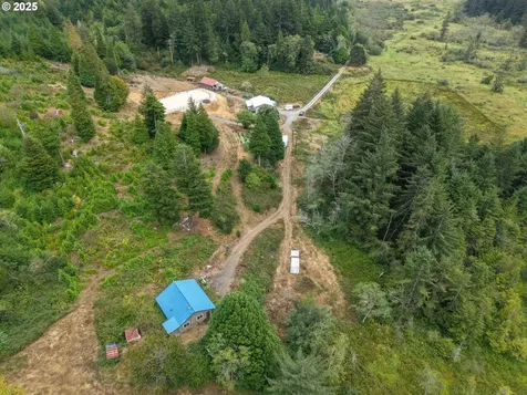 58894 Old Railroad Grade Road Coquille OR 97423