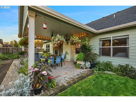 912 Howard Avenue Eugene OR 97404