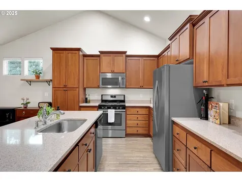 912 Howard Avenue Eugene OR 97404