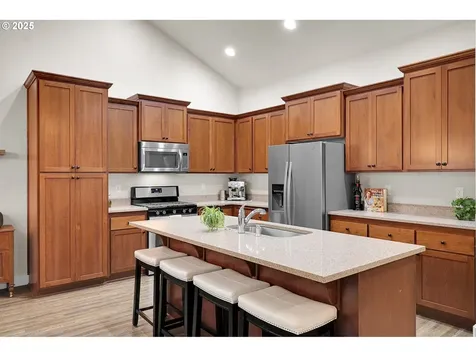 912 Howard Avenue Eugene OR 97404