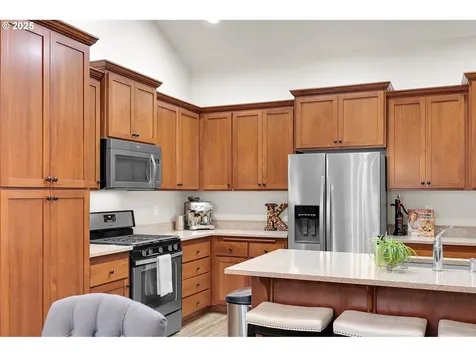 912 Howard Avenue Eugene OR 97404