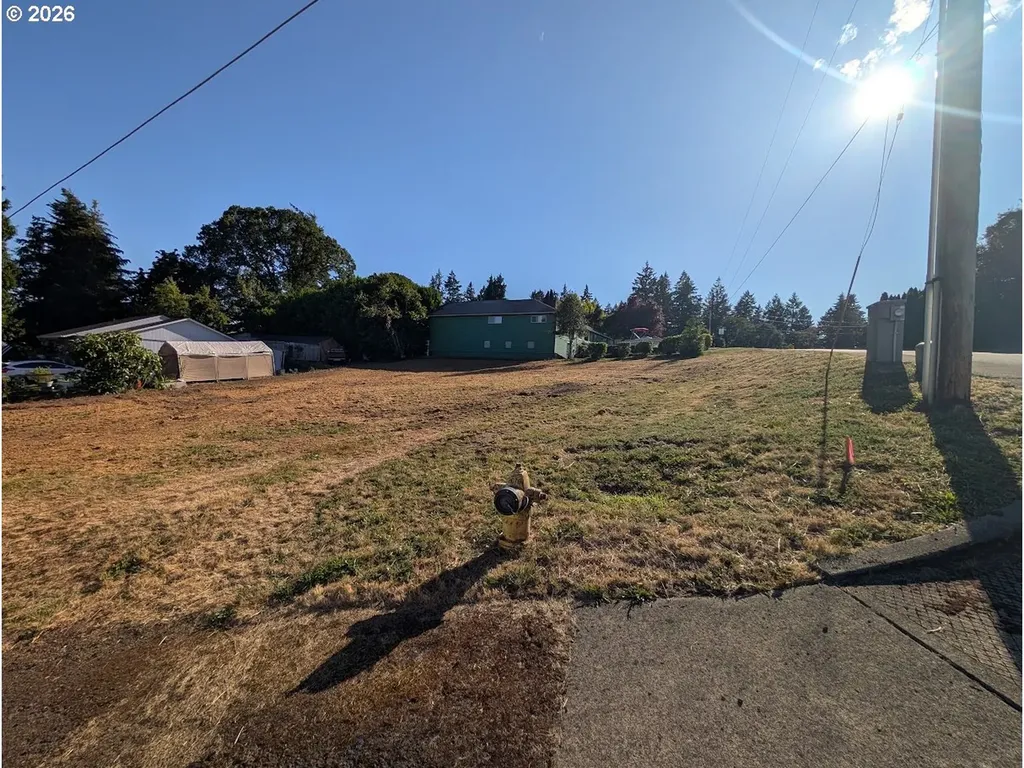 000 W E Avenue La Center WA 98629