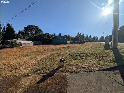000 W E Avenue La Center WA 98629