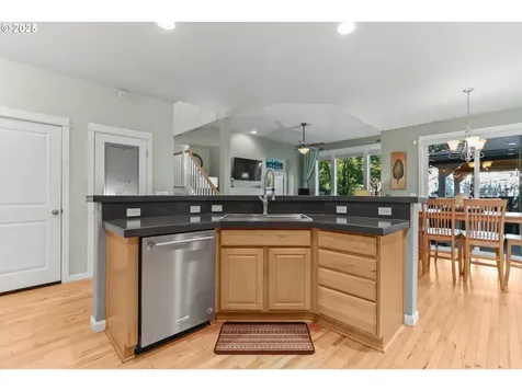 4925 E Masters Drive Newberg OR 97132