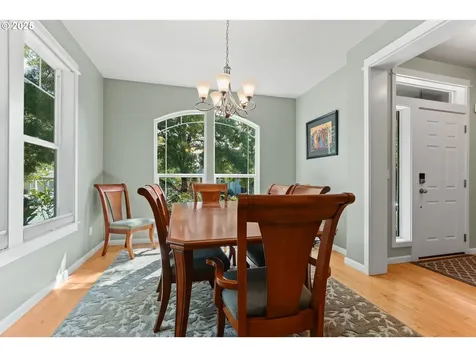 4925 E Masters Drive Newberg OR 97132