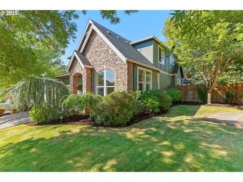 4925 E Masters Drive Newberg OR 97132