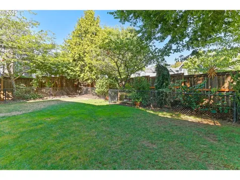 4925 E Masters Drive Newberg OR 97132