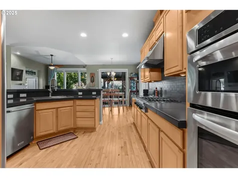 4925 E Masters Drive Newberg OR 97132