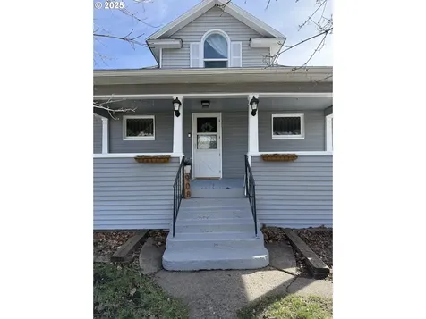 908 I Avenue La Grande OR 97850