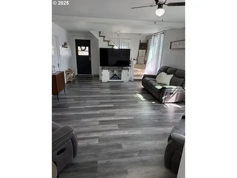 908 I Avenue La Grande OR 97850
