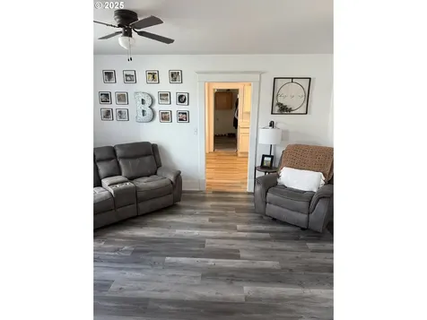 908 I Avenue La Grande OR 97850