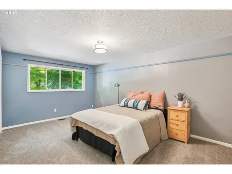 17900 Monticello Drive Gladstone OR 97027