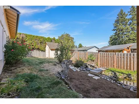 17900 Monticello Drive Gladstone OR 97027