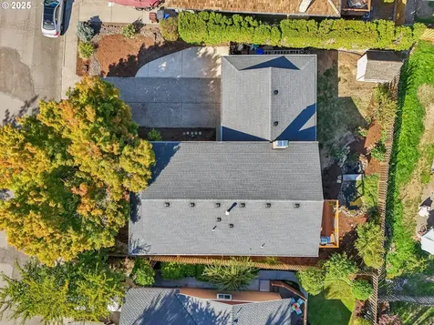 17900 Monticello Drive Gladstone OR 97027