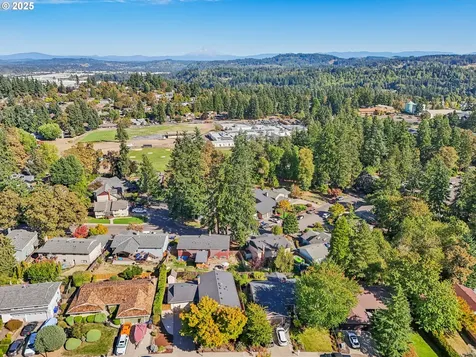 17900 Monticello Drive Gladstone OR 97027