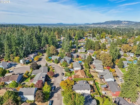 17900 Monticello Drive Gladstone OR 97027