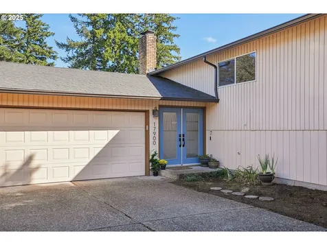 17900 Monticello Drive Gladstone OR 97027