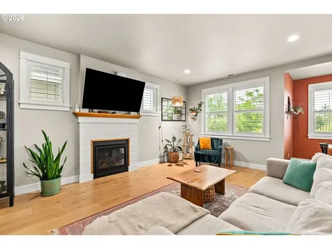 1525 Alsea Drive Eugene OR 97408