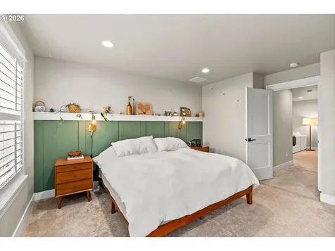 1525 Alsea Drive Eugene OR 97408