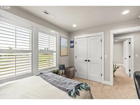 1525 Alsea Drive Eugene OR 97408