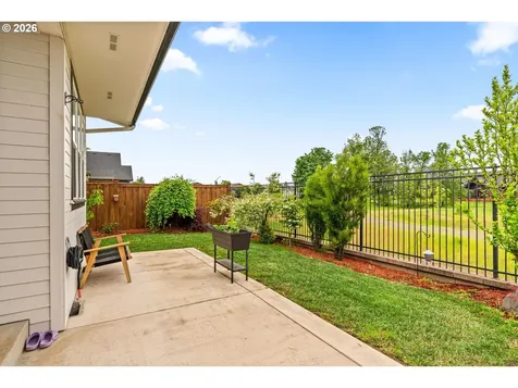 1525 Alsea Drive Eugene OR 97408