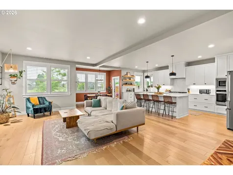 1525 Alsea Drive Eugene OR 97408