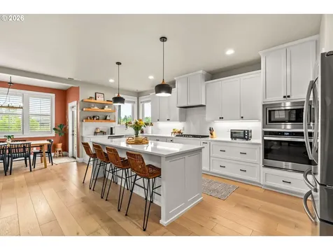 1525 Alsea Drive Eugene OR 97408