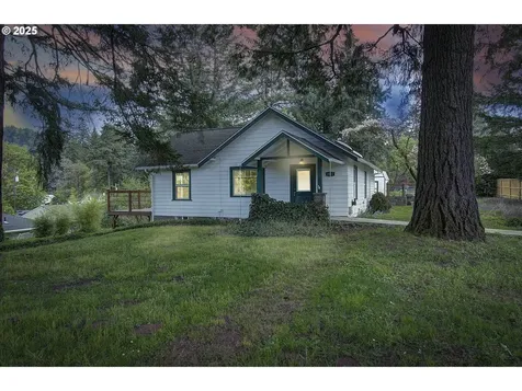 1012 6th Street Washougal WA 98671