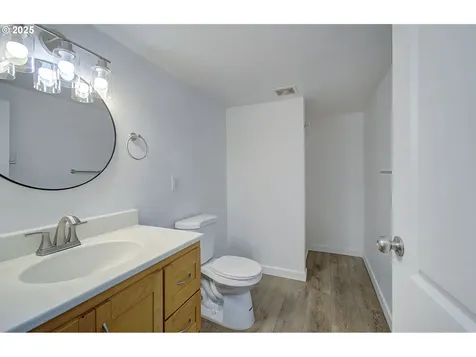 1012 6th Street Washougal WA 98671