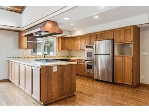 215 SW Towle Avenue Gresham OR 97080