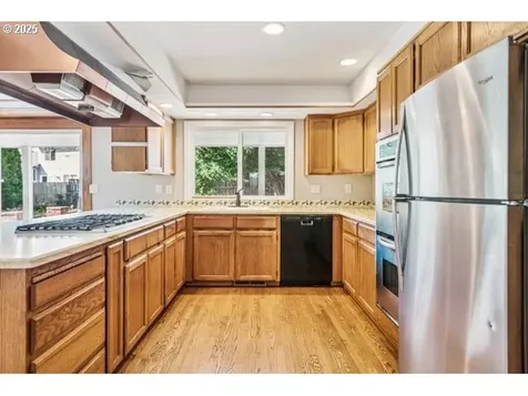 215 SW Towle Avenue Gresham OR 97080