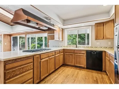 215 SW Towle Avenue Gresham OR 97080