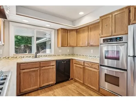 215 SW Towle Avenue Gresham OR 97080