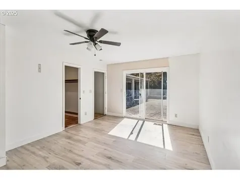 215 SW Towle Avenue Gresham OR 97080