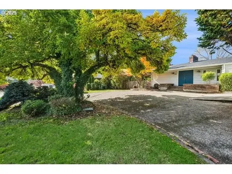 215 SW Towle Avenue Gresham OR 97080