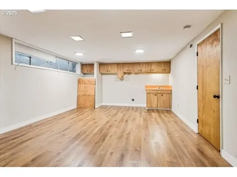 215 SW Towle Avenue Gresham OR 97080