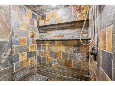 215 SW Towle Avenue Gresham OR 97080