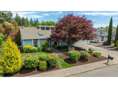 230 NE Kingwood Street Mcminnville OR 97128