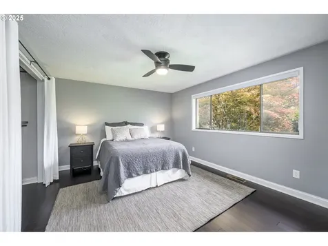 230 NE Kingwood Street Mcminnville OR 97128