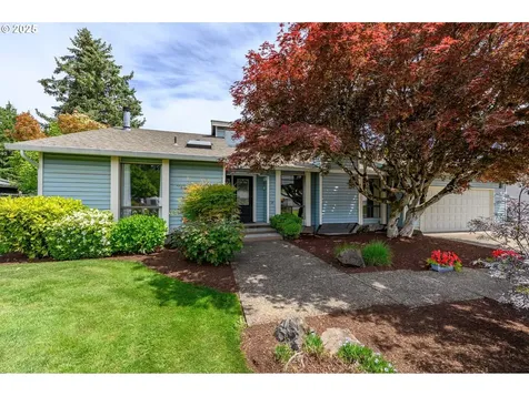 230 NE Kingwood Street Mcminnville OR 97128